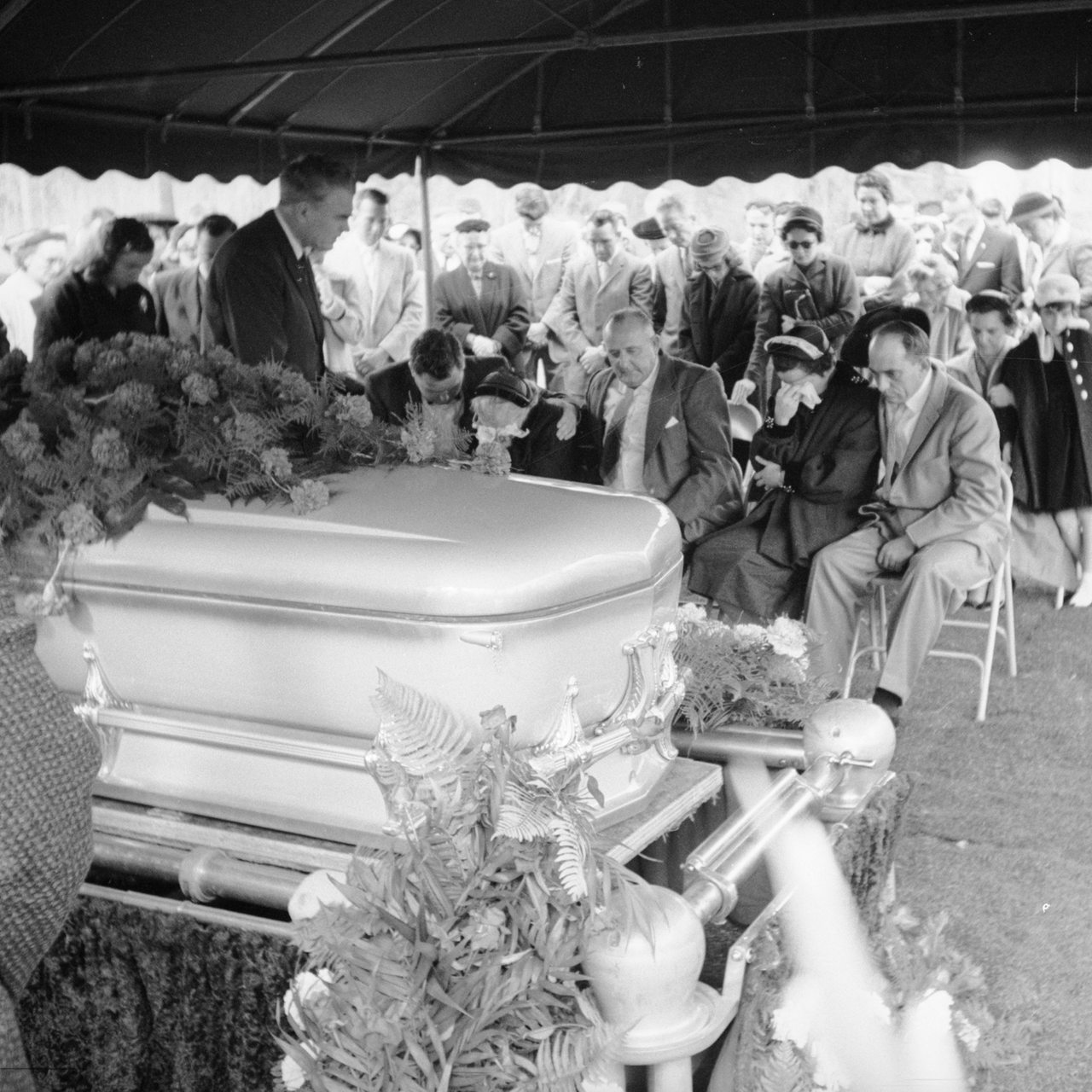 Beerdigung von 	Buddy Holly, Ritchie Valens und The Big Bopper.