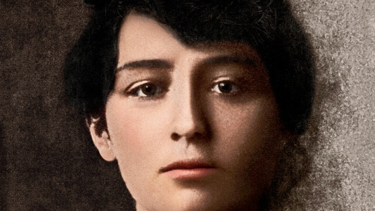 Digital kolorierte Porträtaufnahme von Camille Claudel.