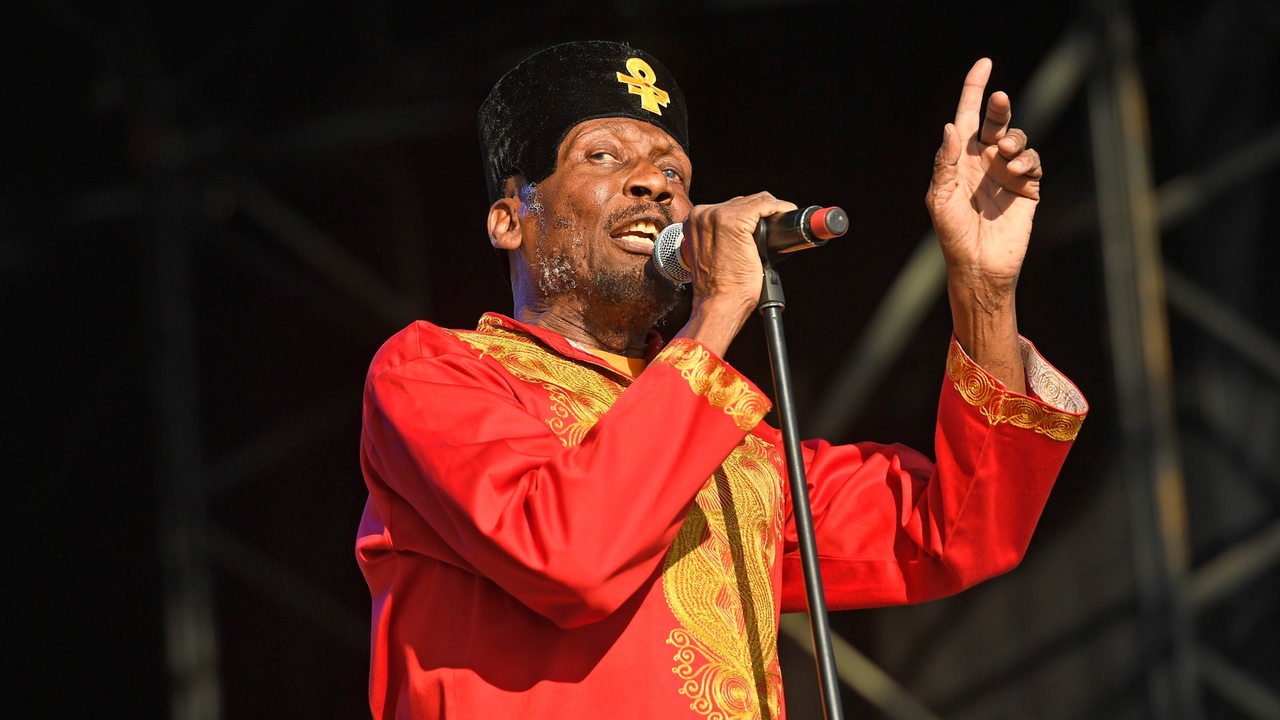 Der jamaikanische Musiker Jimmy Cliff steht 2019 in Clapham auf der Bühne.