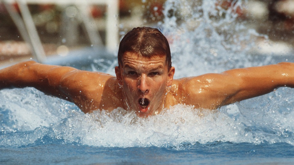 Rekordschwimmer Michael Groß 1986 im Becken.